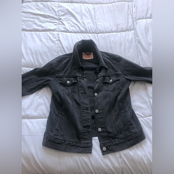 Levi’s Denim Small Black Jacket - Picture 2 of 6